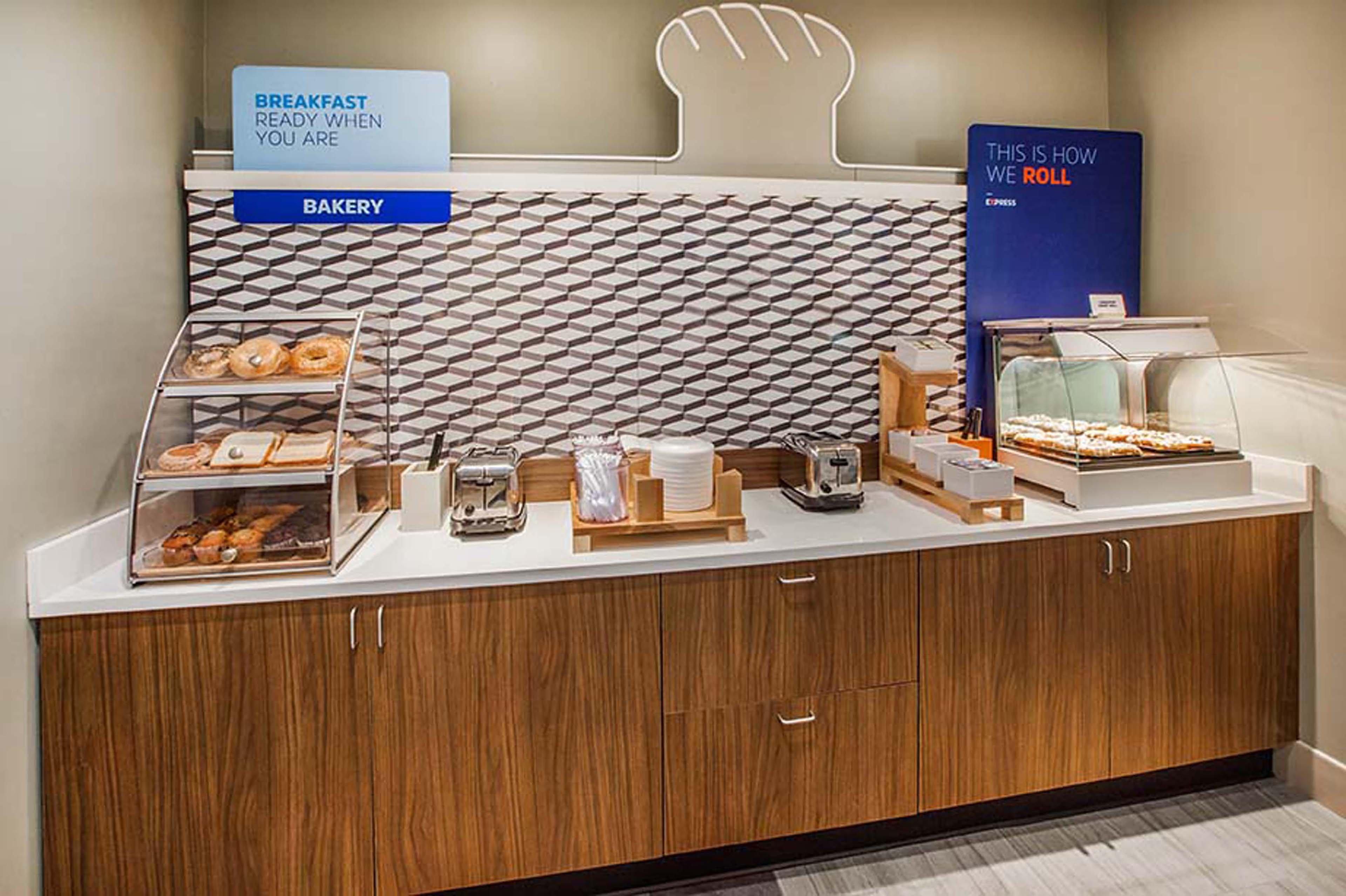 Holiday Inn Express Indianapolis South By Ihg Buitenkant foto