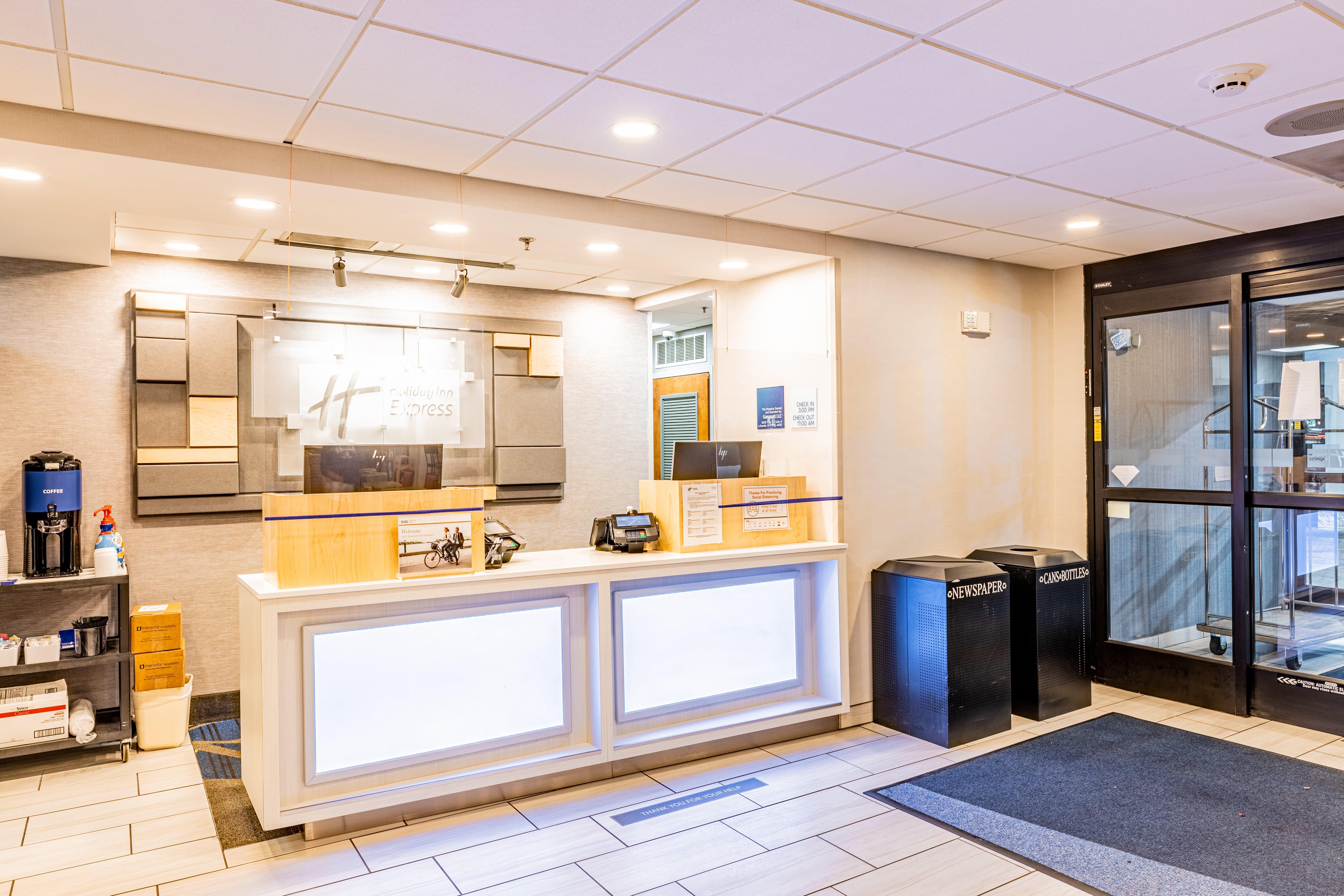 Holiday Inn Express Indianapolis South By Ihg Buitenkant foto